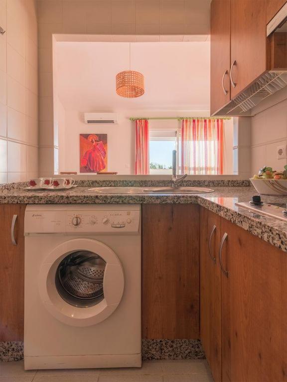 Fantastico Atico Con Terraza, Garaje, Wifi, Con Todo Para Playa, Piscina Y Casa Y No Facturar Maletas! El Portil Εξωτερικό φωτογραφία