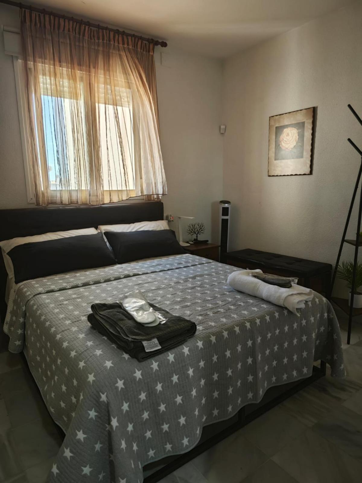 Fantastico Atico Con Terraza, Garaje, Wifi, Con Todo Para Playa, Piscina Y Casa Y No Facturar Maletas! El Portil Εξωτερικό φωτογραφία